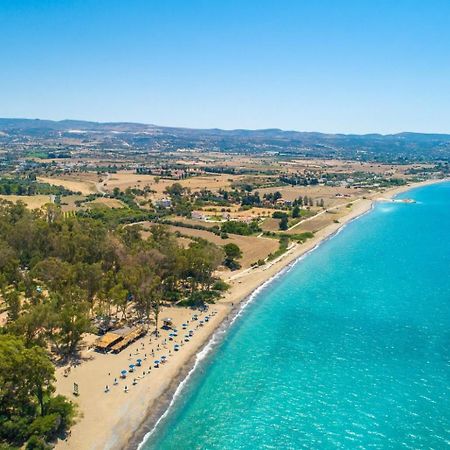 Sun Beach Villa Thio Polis Extérieur photo