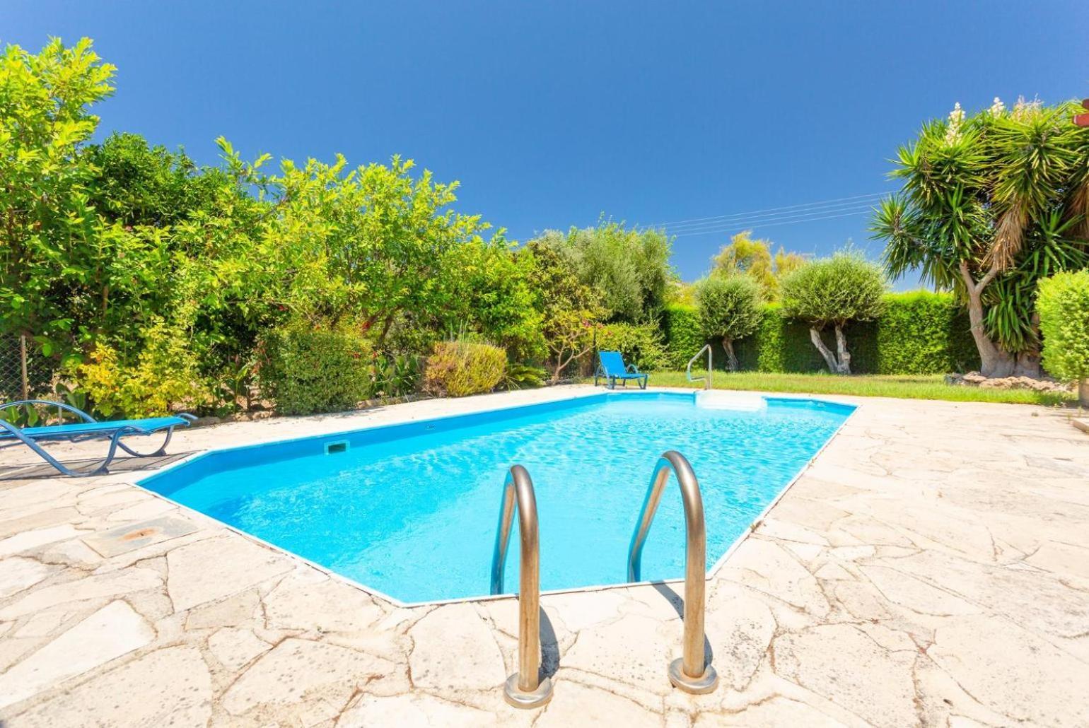 Sun Beach Villa Thio Polis Extérieur photo